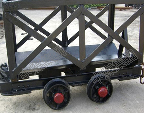 MLC2-6矿用材料车