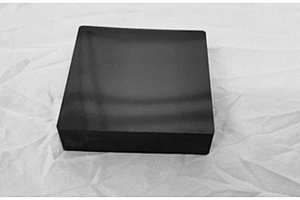 黑色微晶玻璃及其制备方法和应用