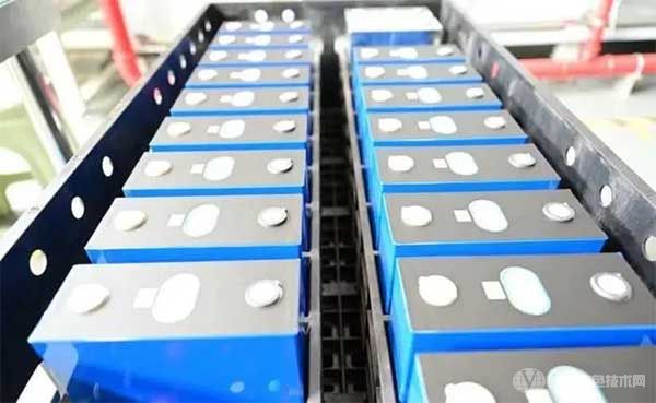 华钠芯能方形钠离子电芯产出1600只，实现量产，并已完成第三方权威机构检测