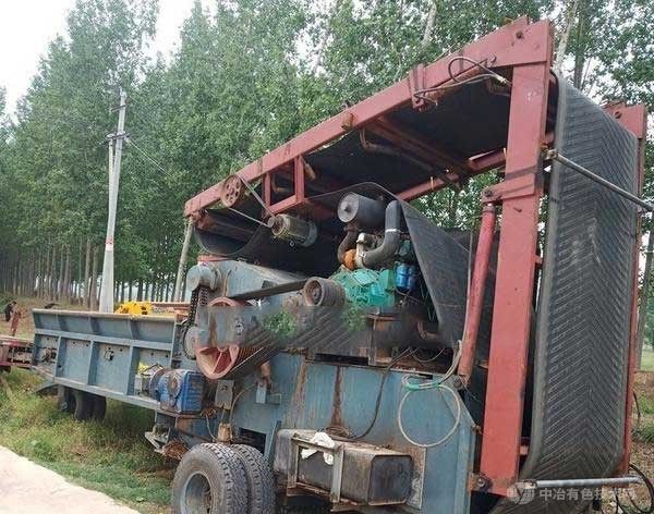 转让二手综合破碎机 圆盘破碎机 锤片式粉碎机 水滴式粉碎机