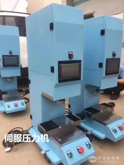 双轴双工位伺服压力机