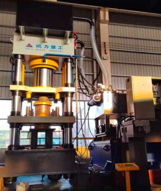 四梁四柱铁粉热压成型液压机