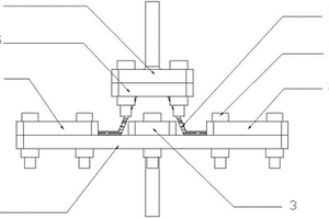 用于测试复合材料Ω形构件拉脱性能的夹具