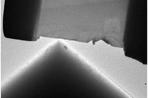 微米合金含有等长单个纳米孪晶的透射电镜原位纳米压痕方法