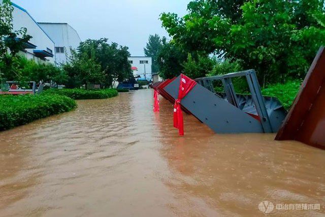 暴风雨天气，使用振动给料机应注意哪些事项？