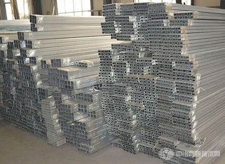 铝棒出货放缓，铝型材市场小幅下降