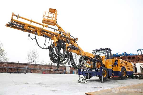 MT1G高原型智能锚注一体台车 MT1G高原型智能锚注一体台车