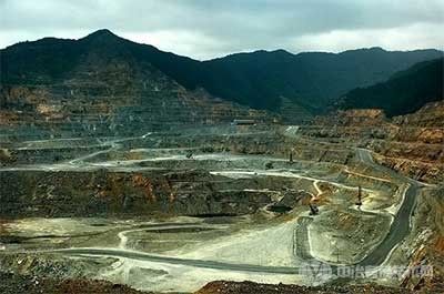 探讨德兴铜矿采区运输道路管理实践