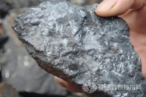 [镍钴锂动态] RNO镍矿减量运行以保利润