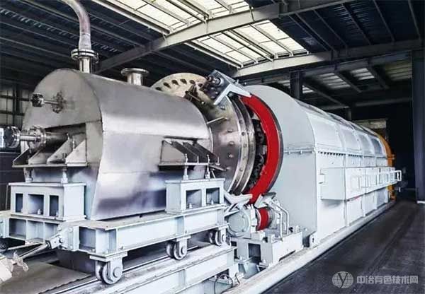 国内首台“气相沉积包覆硅基负极材料”的工业级连续回转窑正式上线 国内首台“气相沉积包覆硅基负极材料”的工业级连续回转窑正式上线