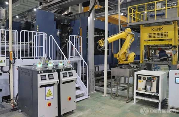 3000T半固态镁合金注射成型机