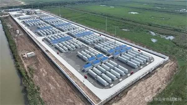 江苏滨海200MW/400MWh储能电站项目顺利建成
