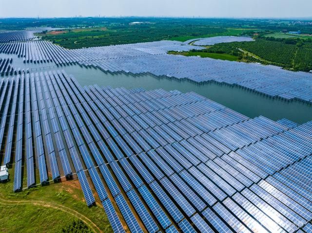 巴州国能蓄能项目：博湖县600MW新型组件采购拔筹名单揭晓
