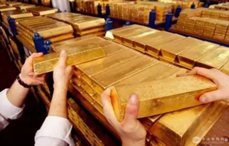 巴里克公司暂停马里金矿生产，黄金库存遭扣押