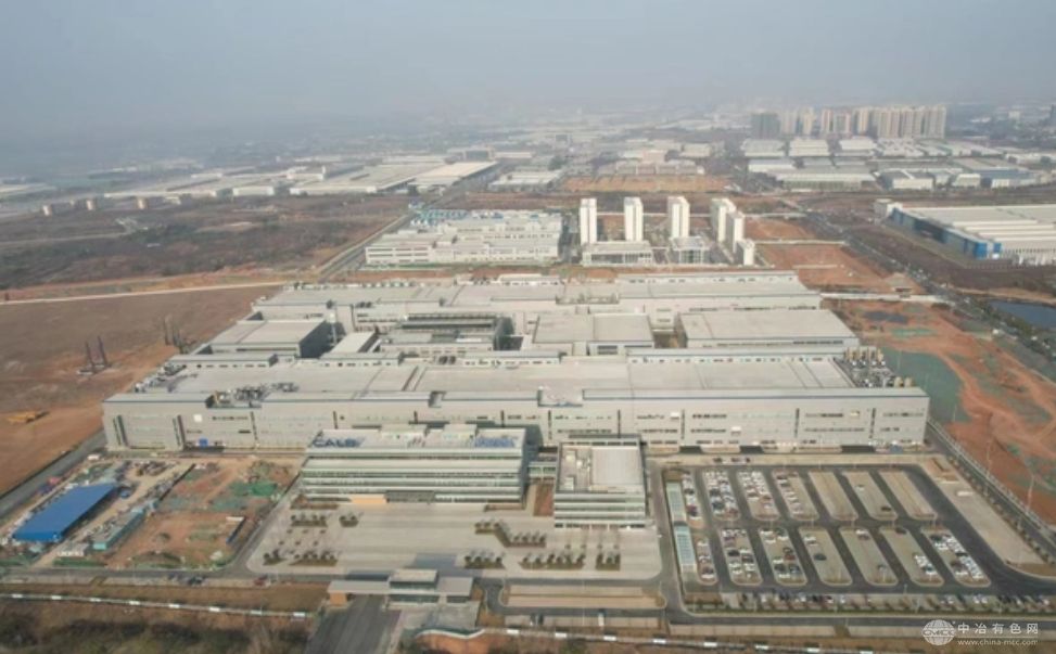 中创新航成都基地二期项目启动 四川锂电产业迈向新高度