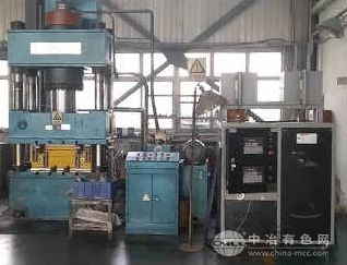 锂电隔膜控温模温机