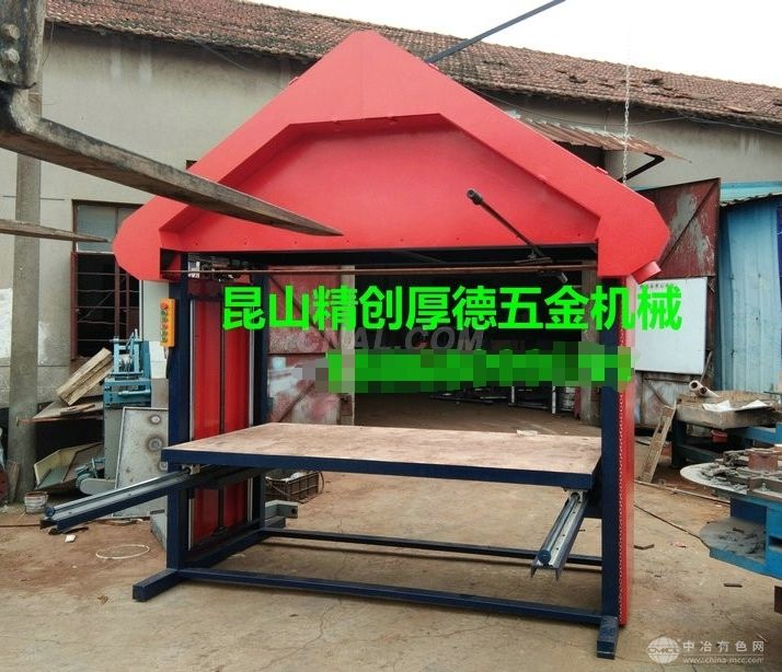 钣金电柜箱体（三角拉丝机）