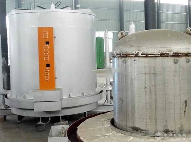井式真空光亮退火炉