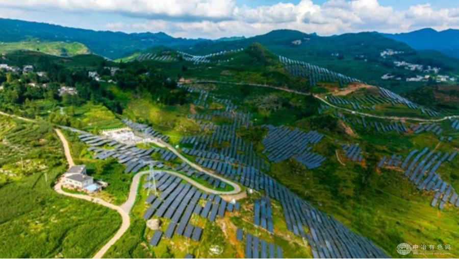 贵州推动分布式光伏建设 助力高耗能企业绿色转型