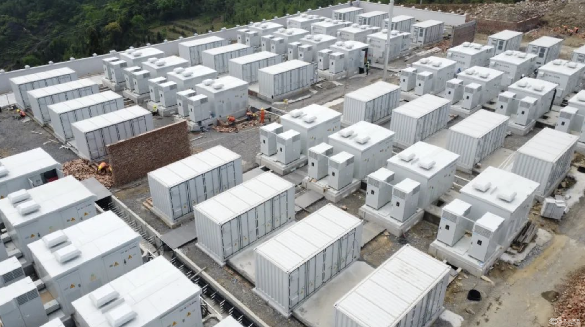 中广核麻栗坡100MW/200MWh储能项目即将投运