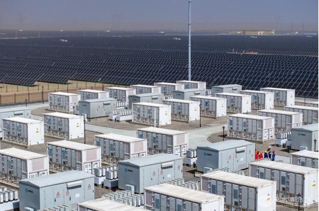 飞轮搭配磷酸铁锂，山西临汾100MW/50.43MWh独立混合储能电站正式投运