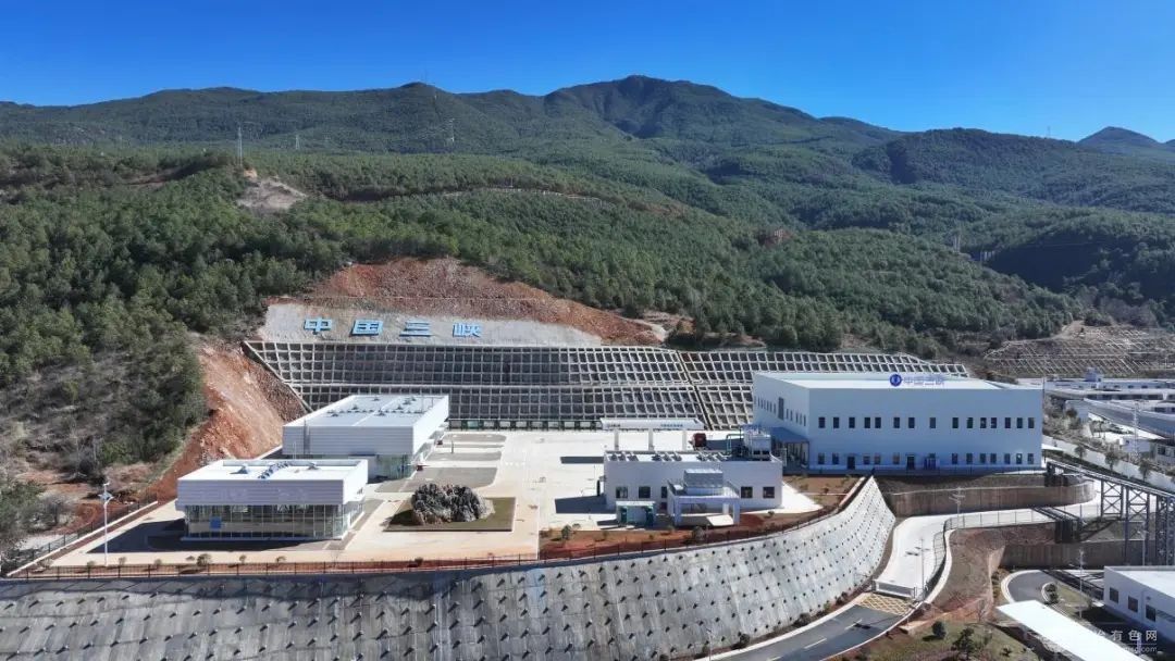 以绿氢之力，护雪山之蓝：走进云南首座绿氢工厂