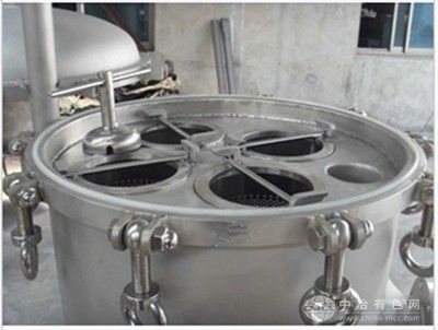 多袋式过滤器