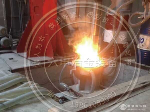电渣熔铸炉