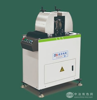 自动穿条机