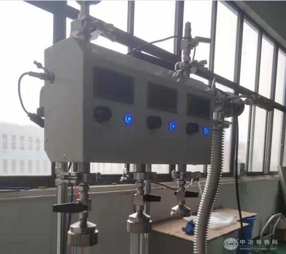 ZKF-N3型三工位真空封管机
