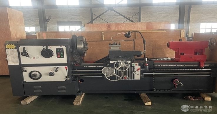 重型大孔径卧式车床