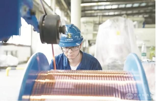 江铜集团攻克新能源汽车铜扁线量产难关