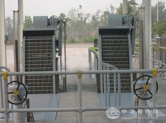 回转式格栅清污机